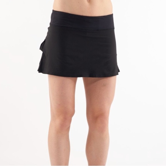 Women’s black lululemon Pace setter skirt size 2 - Picture 3 of 9